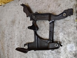 Защита (кожух) ремня ГРМ, ориг. номер 8200418112, Renault Megane 2002-2006