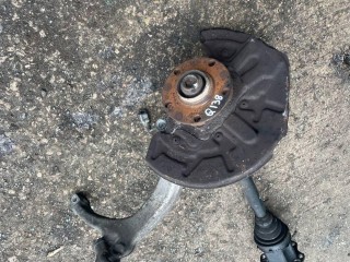Ступица передняя левая Audi A4 2000-2006