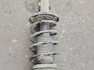 Амортизатор передний правый Volkswagen Polo 2001-2005