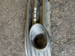 Заглушка (решетка) в бампер Opel Vectra 2005-2008