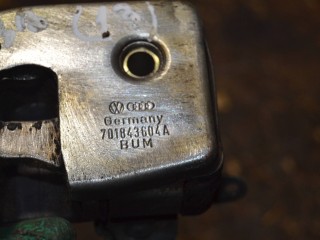 замок двери сдвижной правой, ориг. номер 701843604A, Volkswagen Transporter T4 1990-2003