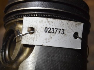 поршень, Toyota Corolla 9 поколение E120 2000-2004