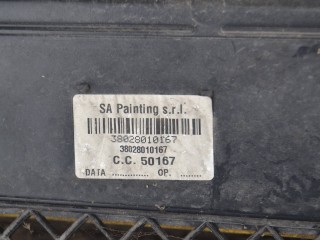 решетка радиатора, ориг. номер 38028010167, IVECO Daily 4 поколение 2006-2011