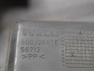 клык бампера задний правый, ориг. номер 500326836, IVECO Daily 3 поколение 1999-2006