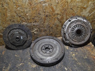 комплект сцепления, ориг. номер 037105273C, Volkswagen Sharan 1 поколение 1995-2000