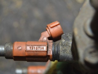 форсунка топливная, ориг. номер CDH210, Mitsubishi Lancer 9 поколение 2003-2010