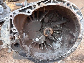 КПП механическая (МКПП), ориг. номер F9Q, Renault Scenic 2 2003-2006