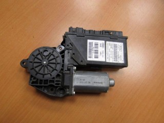 моторчик стеклоподъемника передний правый Audi A8 D3/4E 2002-2005, левый руль, 4E0959802C