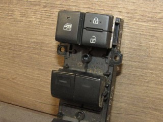 кнопка стеклоподъемника передней левой, Toyota Tundra 3 XK70 2021-2026