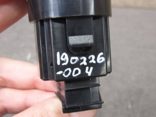 кнопка запуска двигателя, Toyota Tundra 3 XK70 2021-2026