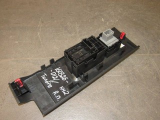 кнопка стеклоподъемника передней правой, Toyota Tundra 3 XK70 2021-2026