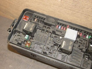 Блок предохранителей, ориг. номер HPLA14N030AB, Land Rover Range Rover 4 2012-2017