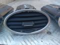 4M51A014L21AD Дефлектор обдува салона Ford Focus 2 2006г. - фото №3