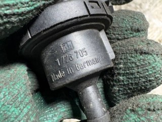 Клапан вентиляции топливного бака, ориг. номер 1726705, BMW 3 E36 1990-1996