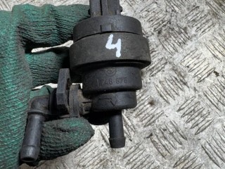 Клапан вентиляции топливного бака, ориг. номер 1748875, BMW 3 E36 1997-2000