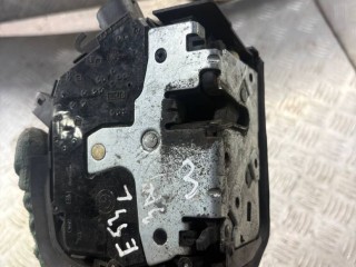 Замок двери задней левой BMW X5 E53 2003-2006