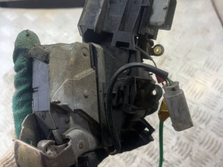Замок двери задней правой, ориг. номер 8125670, BMW 7 E38 1994-1998