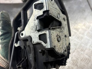 Замок двери задней правой BMW X3 E83 2003-2006