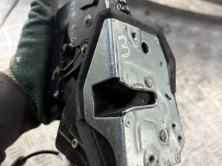 Замок двери передней правой BMW 3 E46 2001-2006
