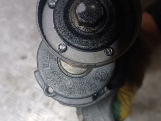 Кронштейн компрессора кондиционера, ориг. номер 1K0260885B, 03C145299, Volkswagen Tiguan 1 2006-2011