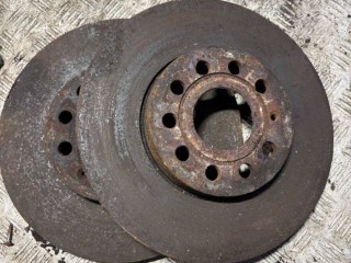 Диск тормозной передний Volkswagen Touran 1 2003-2006