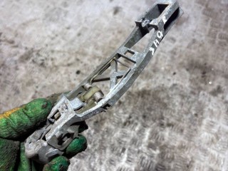 Скелет ручки наружной задней правой Volkswagen Touran 1 2003-2006