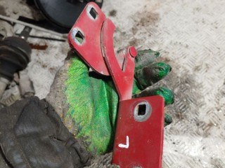 Петля капота левая, Citroen Berlingo 1 restailing 2004-2013