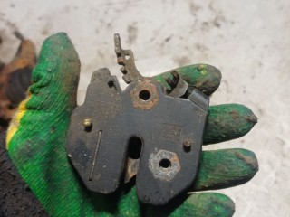 Замок капота, Volvo S70 1996-2000