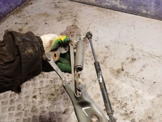 Петля крышки багажника, Chrysler Cirrus 1994-2000