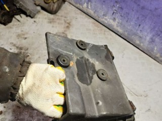 Корпус воздушного фильтра, Chrysler Stratus 1 1994-2000