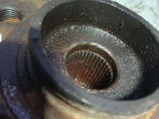 Кулак поворотный левый, Volvo XC90 1 2002-2006