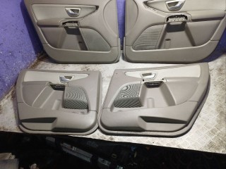 Обшивка двери (дверная карта) комплект, Volvo XC90 1 2002-2006