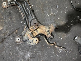 Балка подвески передняя (подрамник), Chevrolet Aveo T250 2006-2012
