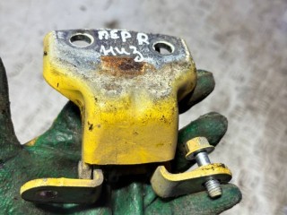 Петля двери передней правой, Chevrolet Aveo T250 2006-2012
