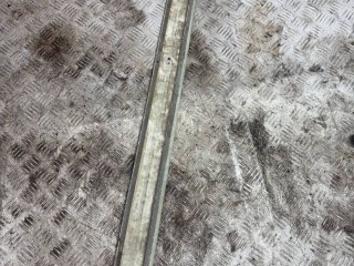 молдинг двери передней правой, Mazda 626 GF 1999-2002