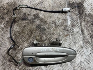 Ручка наружная передняя правая Mazda 626 GF 1999-2002