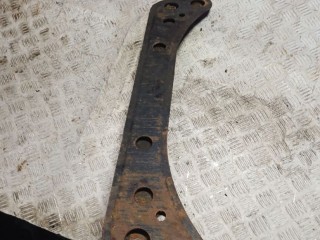 Балка под КПП, Mazda Tribute 1 2000-2004