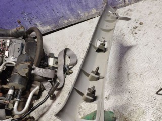 Обшивка стойки передней правой, Mazda Tribute 1 2000-2004
