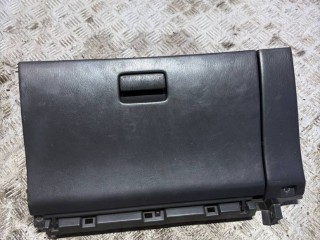 Бардачок Nissan Primera 11 1996-2000