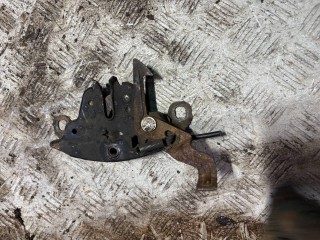 Замок капота, Nissan Primera 11 1996-2000
