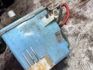 Бачок омывателя, Nissan Primera 11 1996-2000