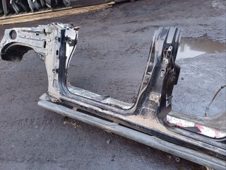 Стойка кузовная центральная левая, Nissan Navara D40 2005-2010