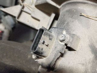 Расходомер воздуха, Nissan Navara D40 2005-2010