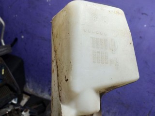 Бачок омывателя, Nissan Navara D40 2005-2010