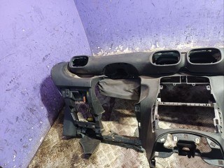 Панель передняя салона (торпедо), Citroen C3 Picasso 2008-2012