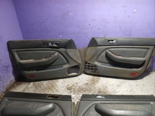 Обшивка двери (дверная карта) комплект, Honda Legend 2 1990-1996