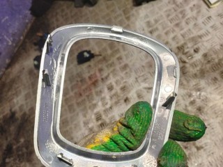 Рамка (накладка) рычага КПП, Citroen C3 Picasso 2008-2012