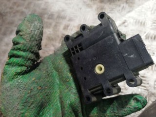 Моторчик заслонки печки, Mazda 6 1 2002-2005