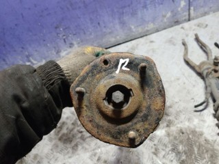 Стойка передняя правая, Mazda 6 1 2002-2005