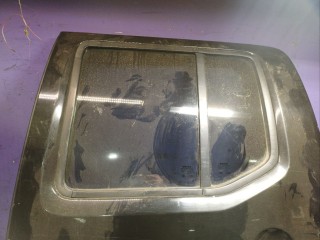 Стекло двери задней левой, Nissan Navara D40 2005-2010